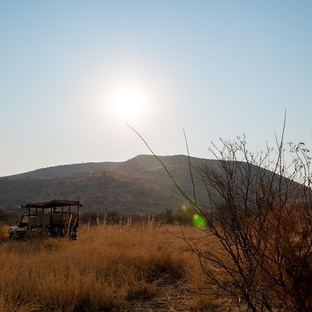Bakubung Bush Lodge Ledig Eksteriør bilde