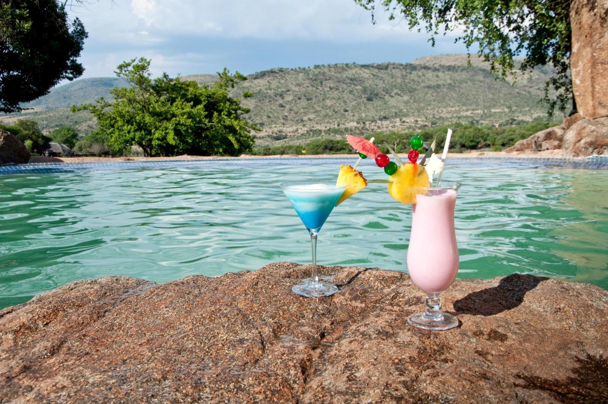 Bakubung Bush Lodge Ledig Eksteriør bilde
