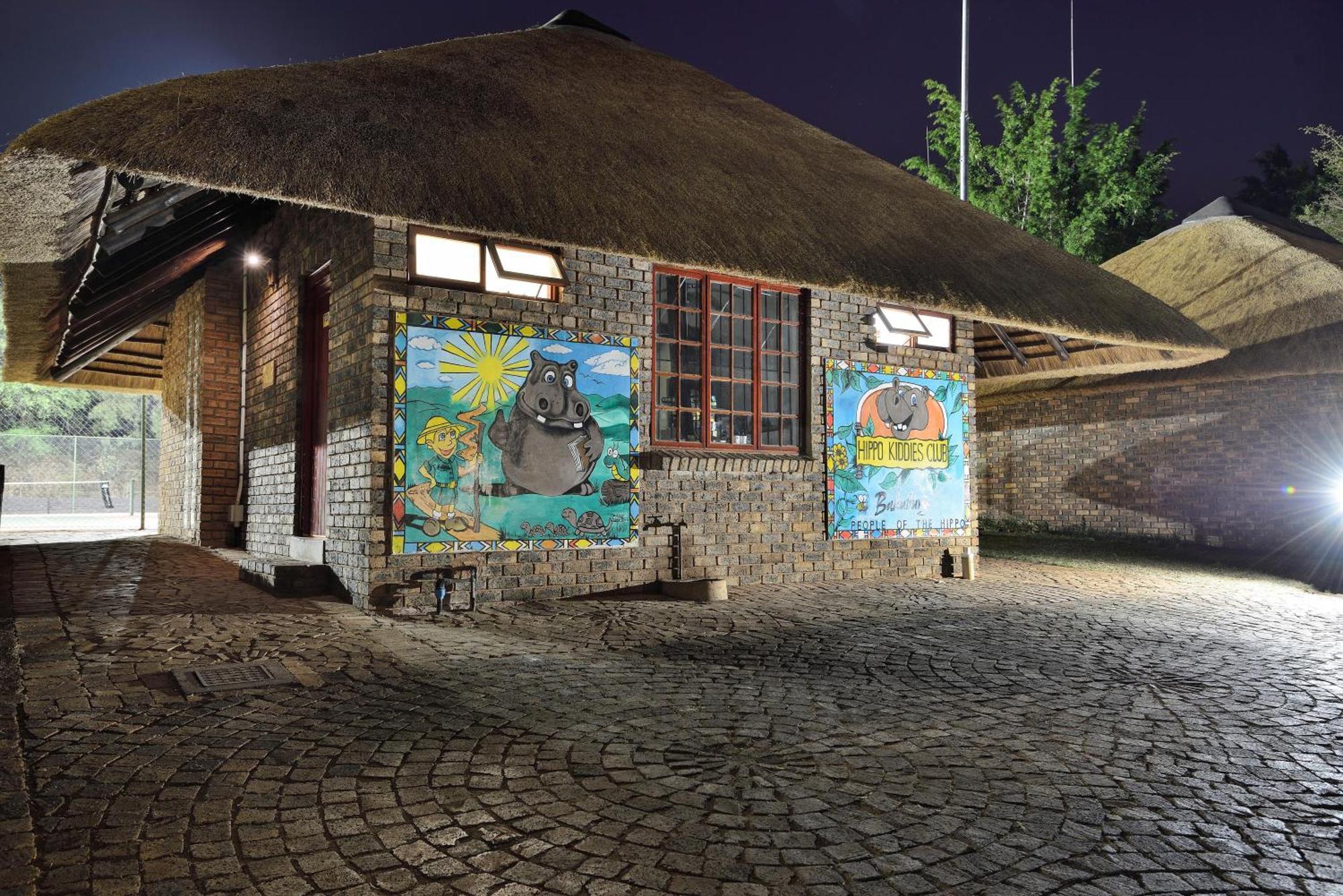 Bakubung Bush Lodge Ledig Eksteriør bilde