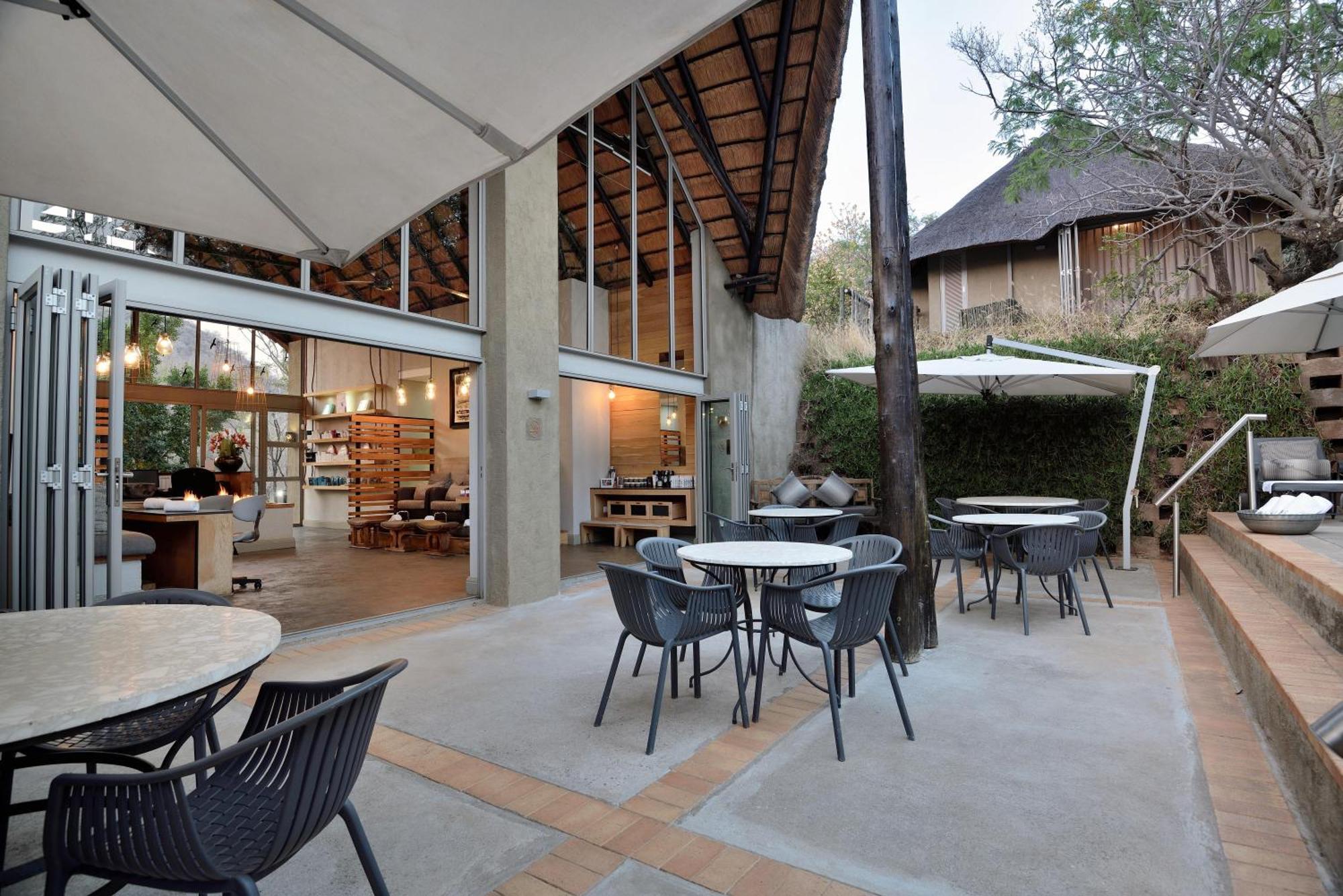 Bakubung Bush Lodge Ledig Eksteriør bilde