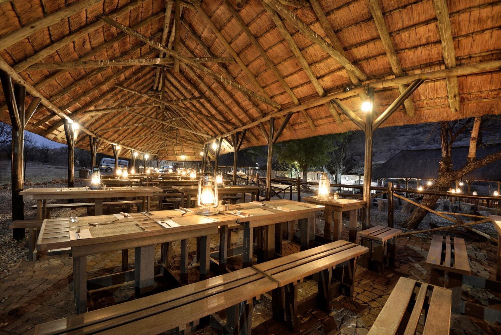 Bakubung Bush Lodge Ledig Eksteriør bilde