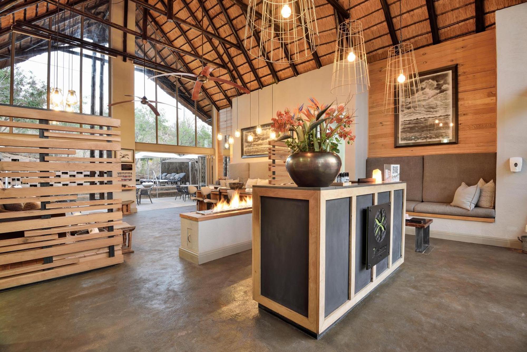 Bakubung Bush Lodge Ledig Eksteriør bilde