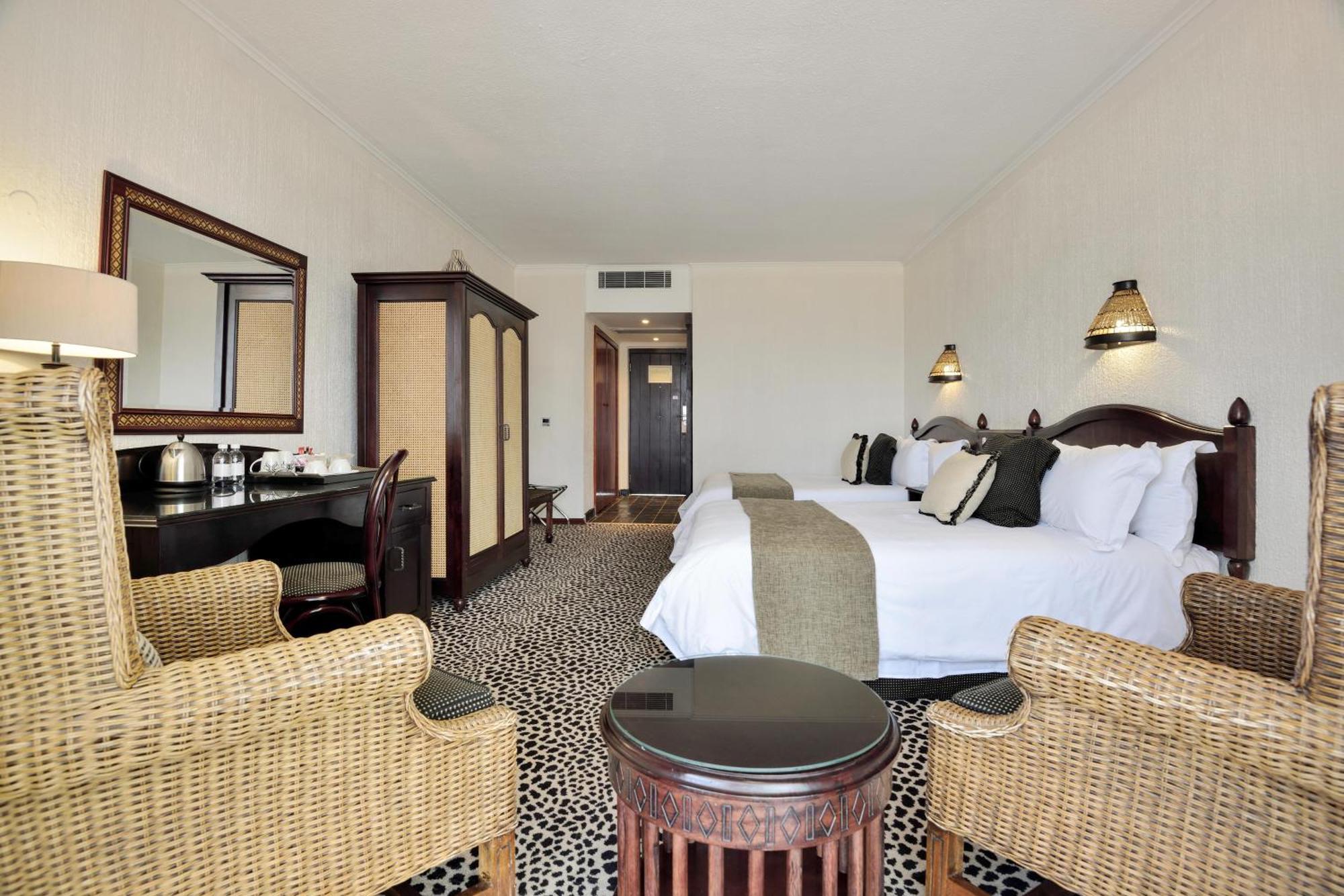 Bakubung Bush Lodge Ledig Eksteriør bilde