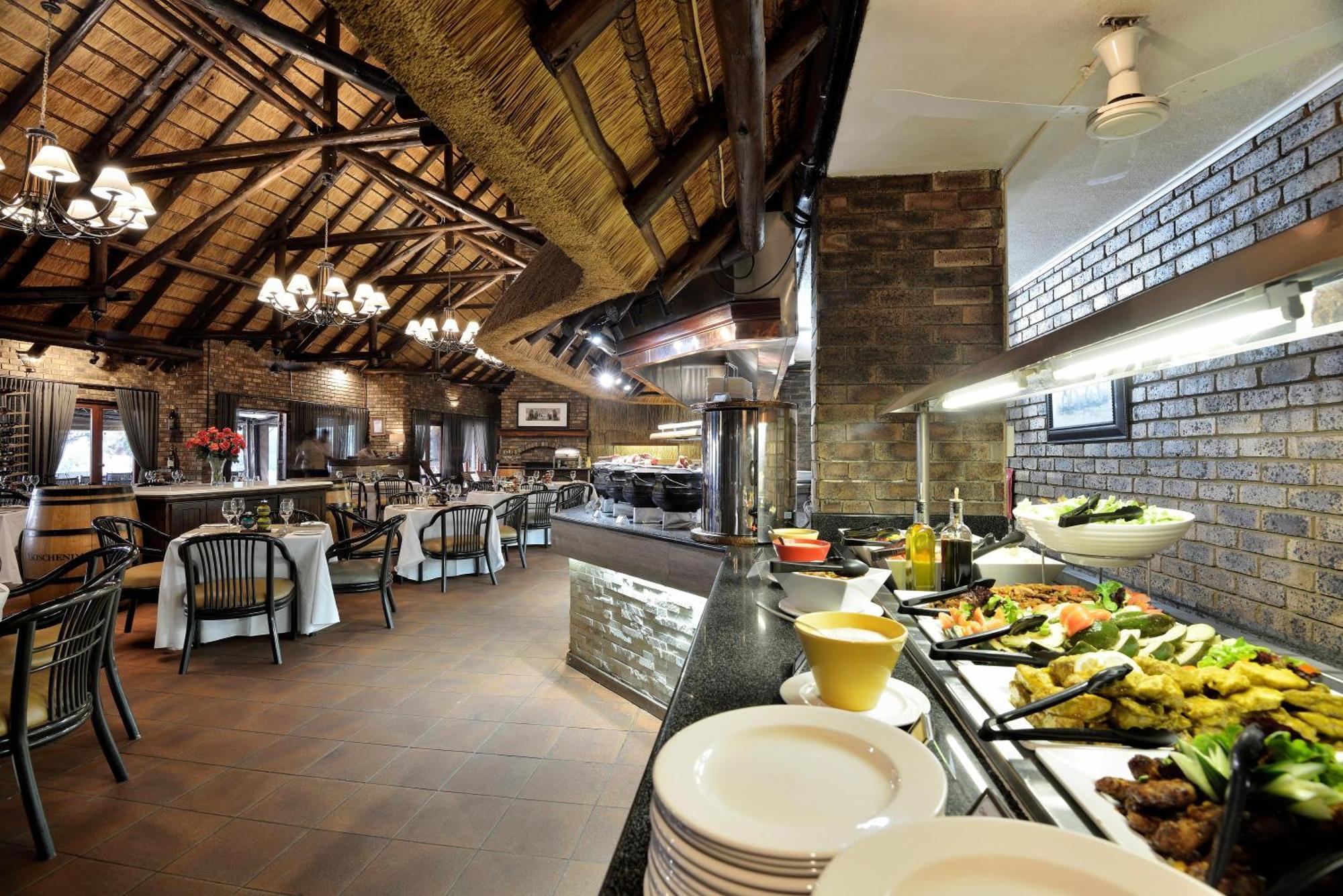 Bakubung Bush Lodge Ledig Eksteriør bilde