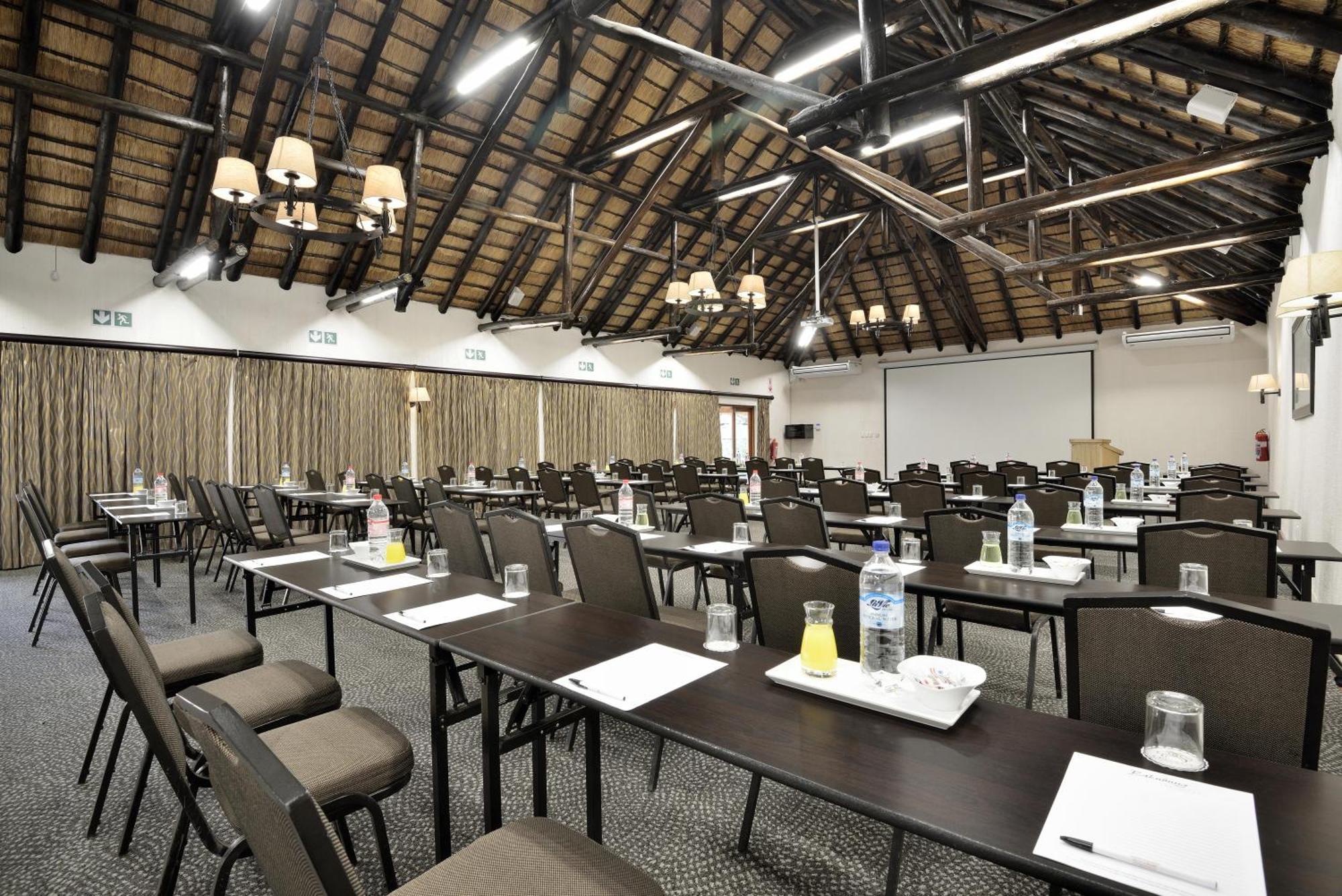Bakubung Bush Lodge Ledig Eksteriør bilde
