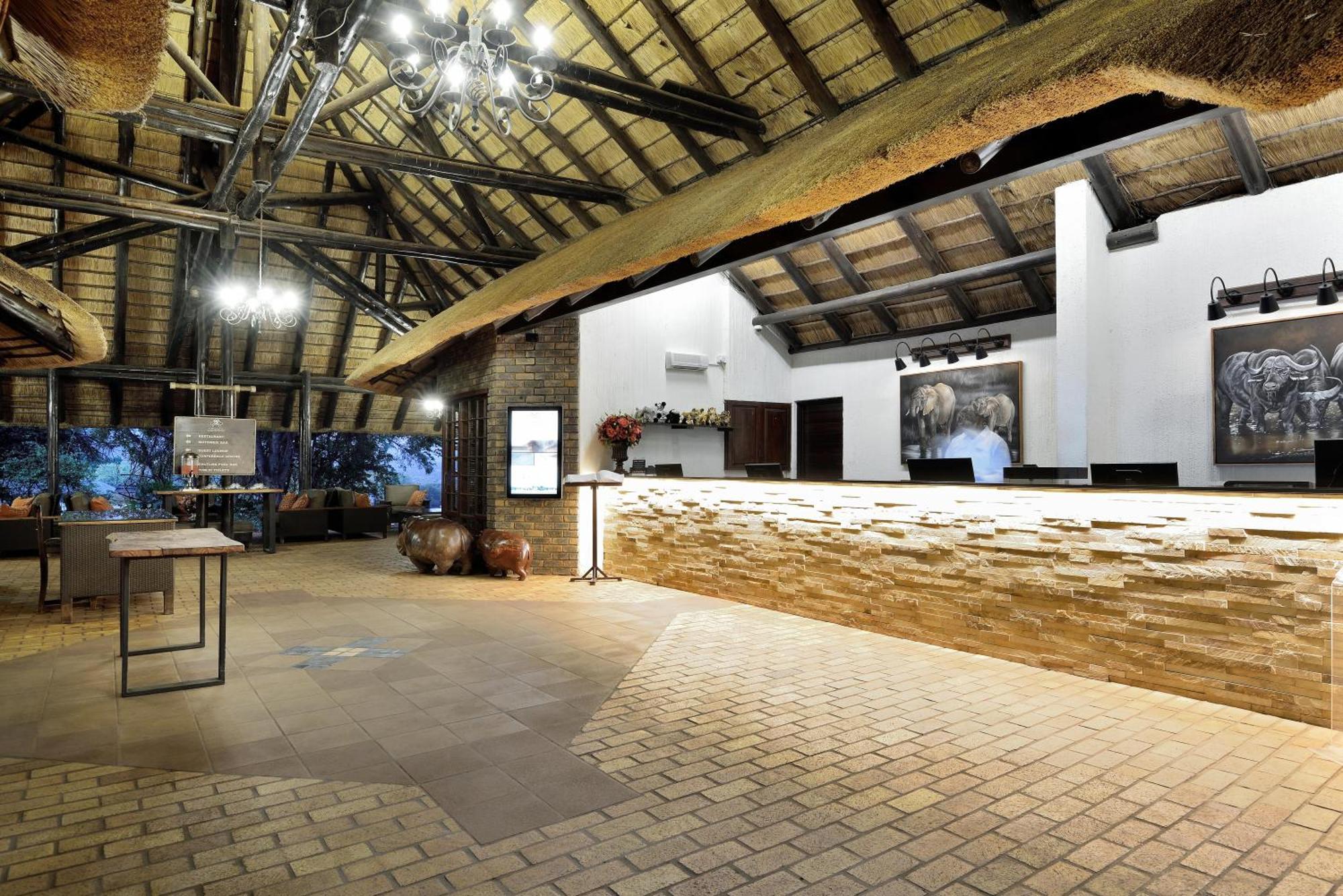 Bakubung Bush Lodge Ledig Eksteriør bilde