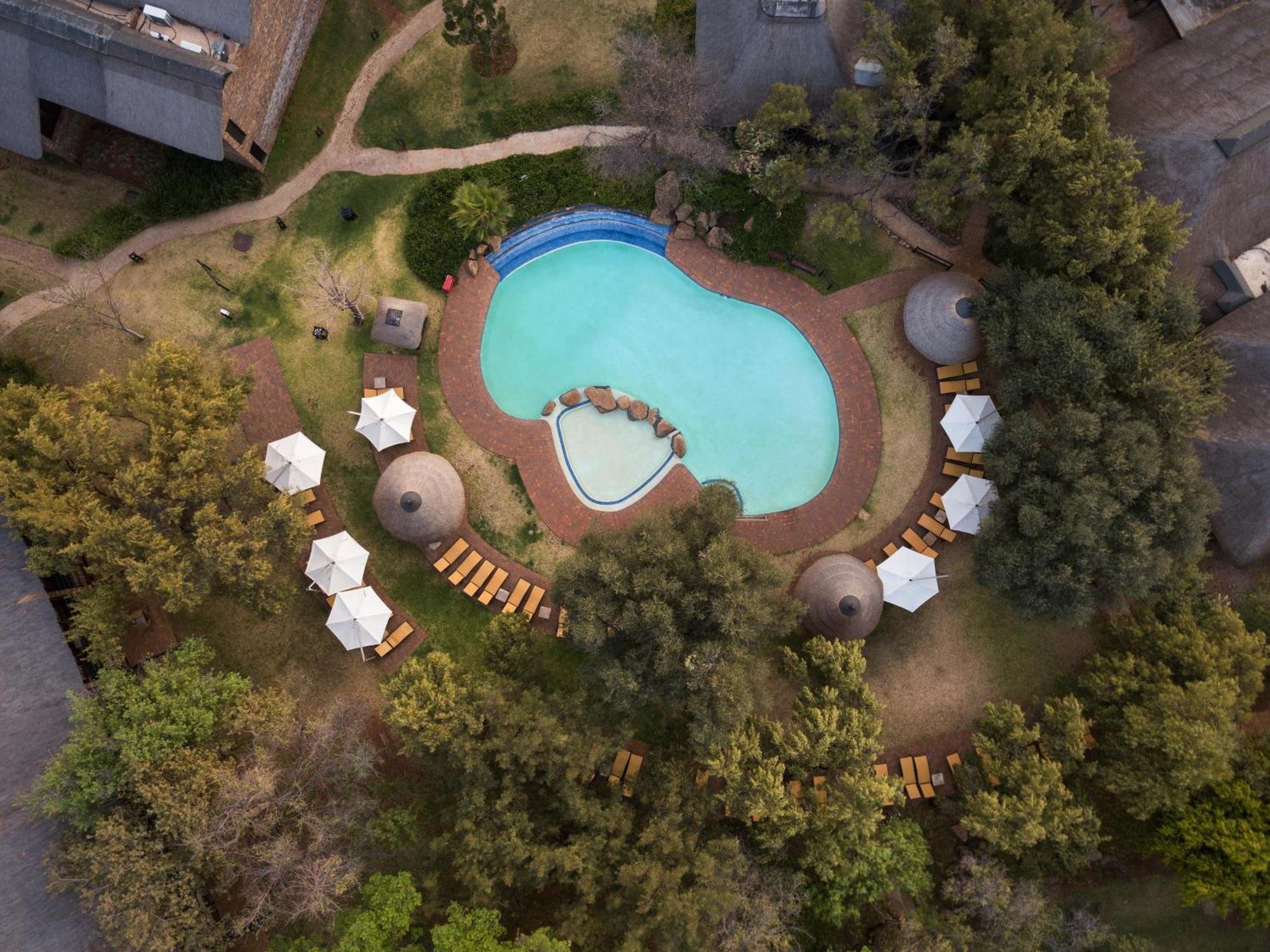 Bakubung Bush Lodge Ledig Eksteriør bilde