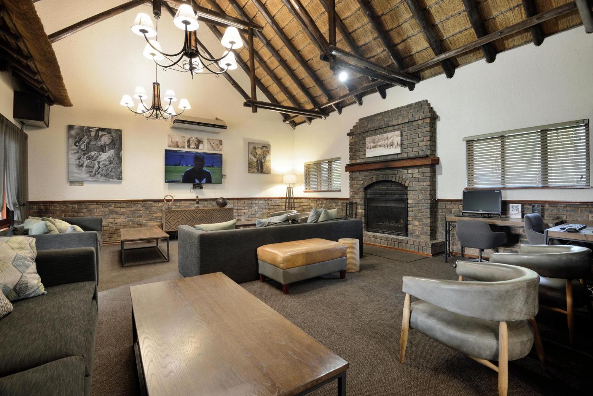 Bakubung Bush Lodge Ledig Eksteriør bilde
