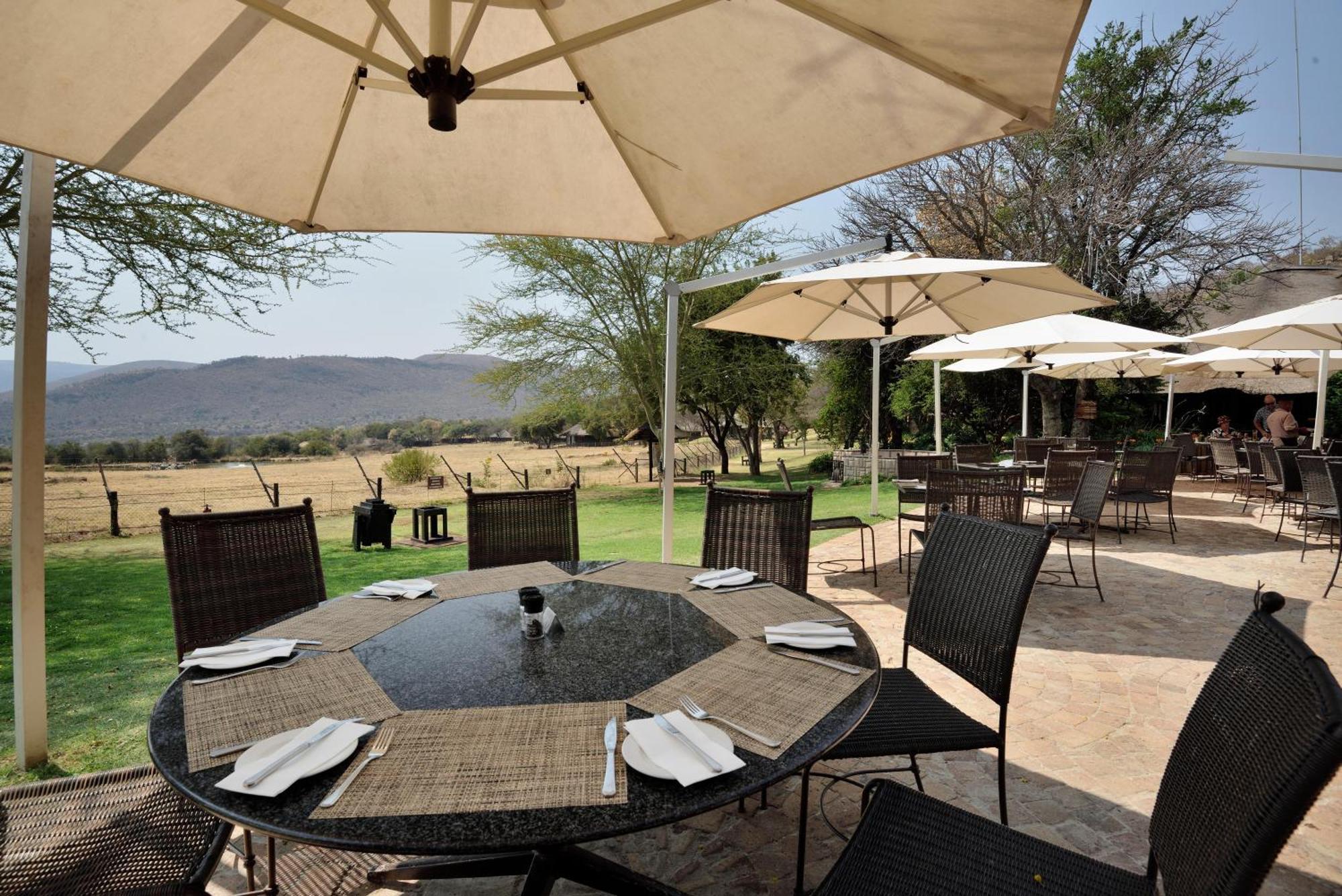 Bakubung Bush Lodge Ledig Eksteriør bilde
