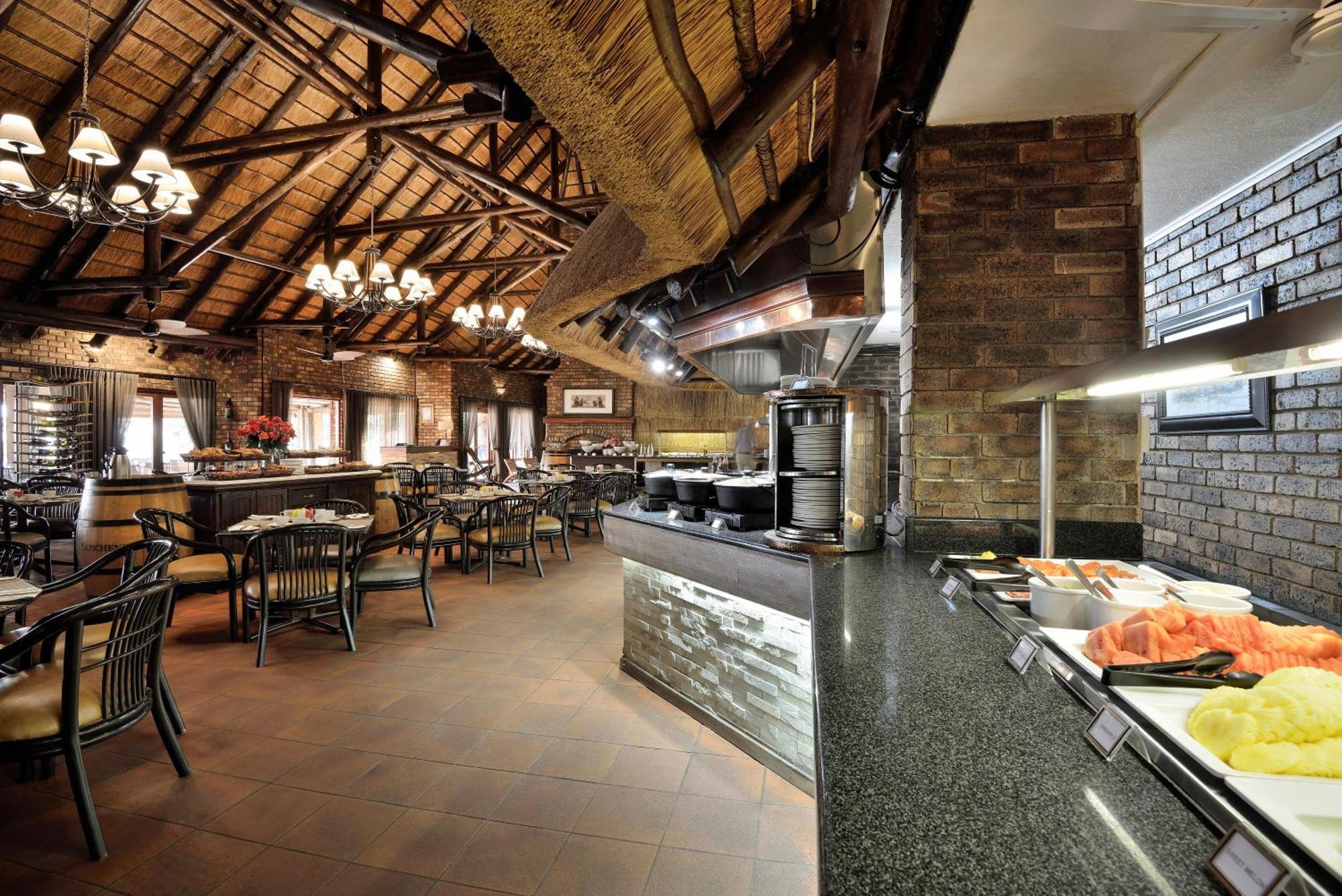Bakubung Bush Lodge Ledig Eksteriør bilde