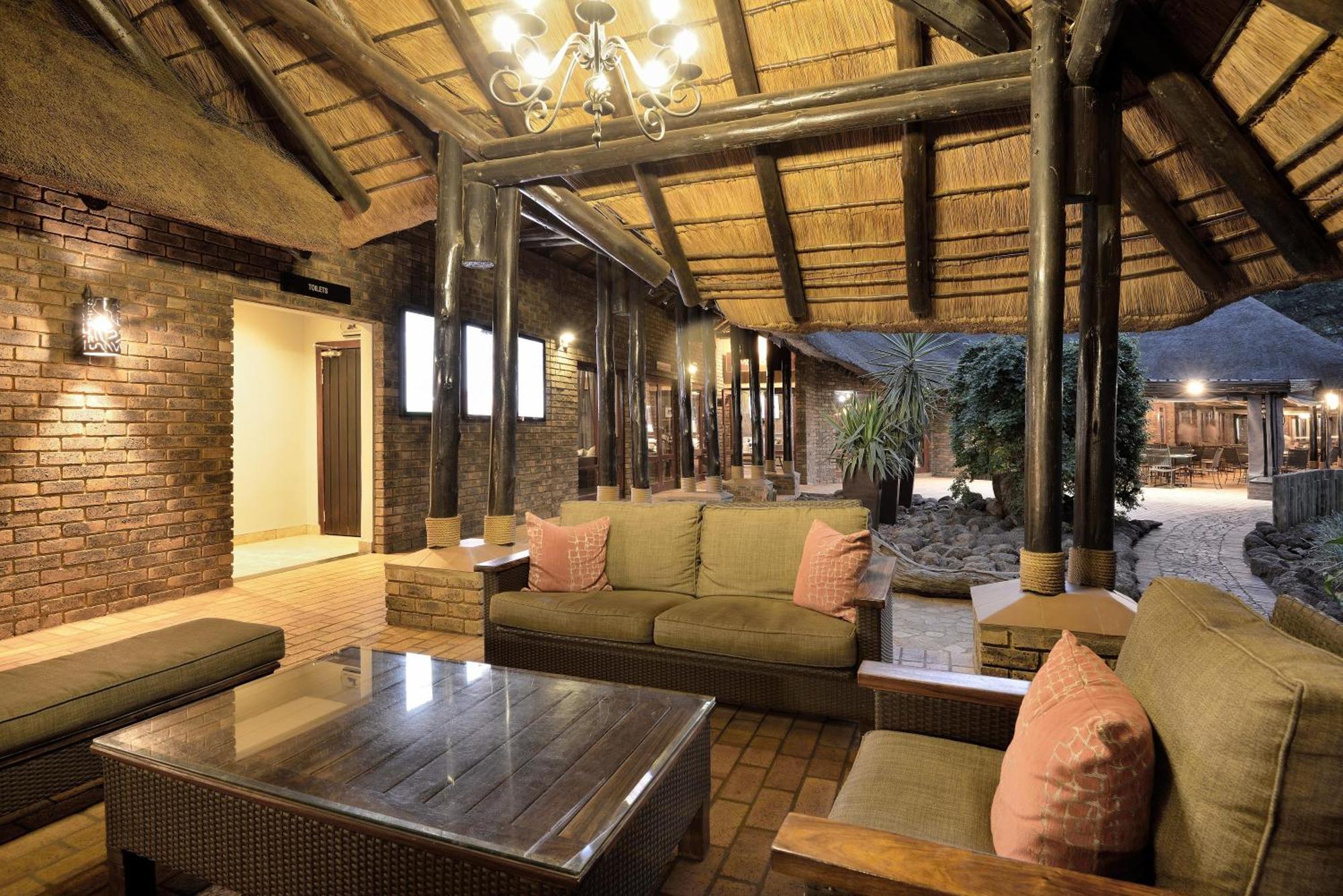Bakubung Bush Lodge Ledig Eksteriør bilde